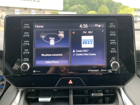 Used 2022 Toyota Venza XLE AWD/4WD image 24