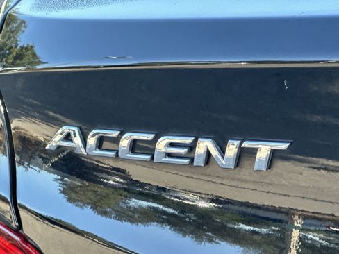 Used 2016 Hyundai Accent SE FWD image 14