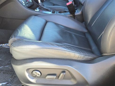 Used 2015 Audi Q3 2.0T Prestige image 21