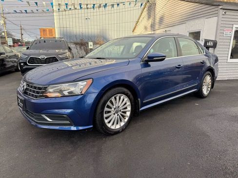 Used 2017 Volkswagen Passat 1.8T SE image 7