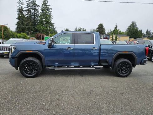 New 2026 GMC Sierra 3500 Denali w/ Denali Reserve Package AWD/4WD image 2
