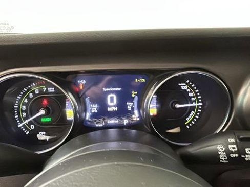 Used 2023 Jeep Wrangler Unlimited w/ Cold Weather Group AWD/4WD image 17