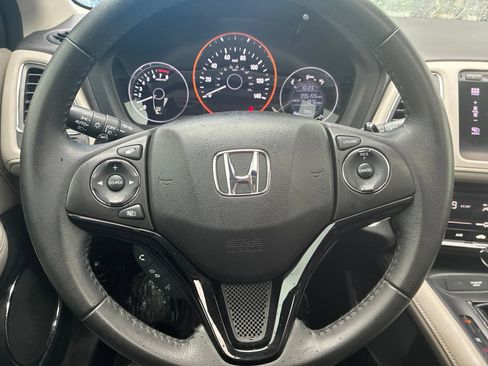 Used 2017 Honda HR-V EX-L image 21