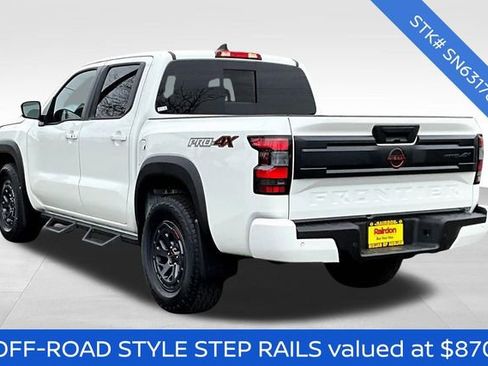 New 2025 Nissan Frontier PRO-4X image 3