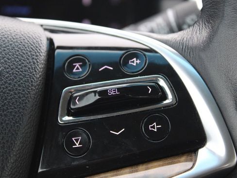 Used 2018 Cadillac XTS Luxury image 29