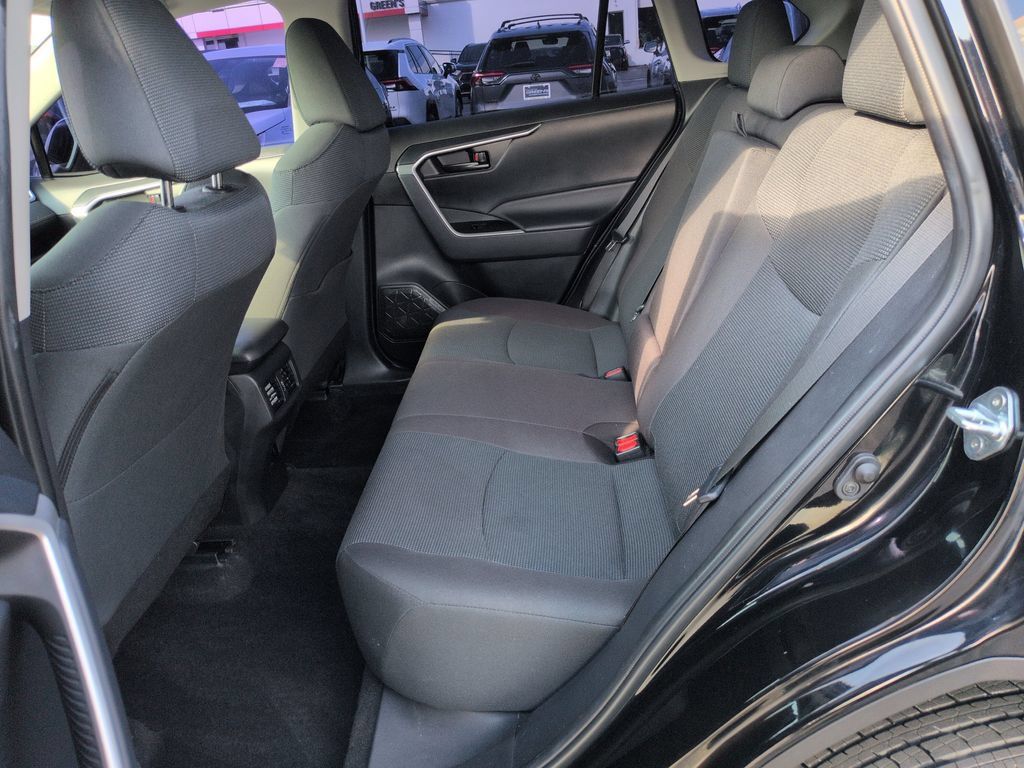 Certified 2023 Toyota RAV4 LE FWD image 25