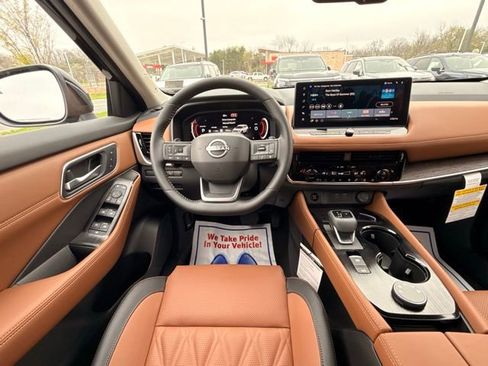 New 2026 Nissan Rogue Platinum w/ Platinum Premium Package AWD/4WD image 23