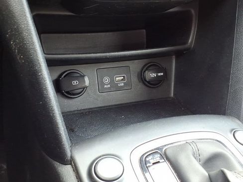 Used 2019 Hyundai Kona SE AWD/4WD image 23