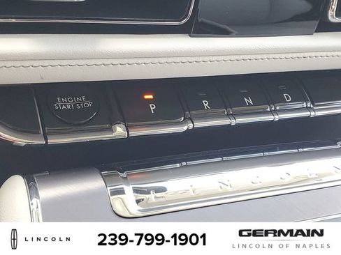 New 2026 Lincoln Aviator AWD image 26