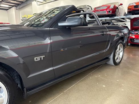 Used 2007 Ford Mustang GT image 52