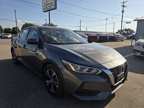 Used 2021 Nissan Sentra SV FWD image 4