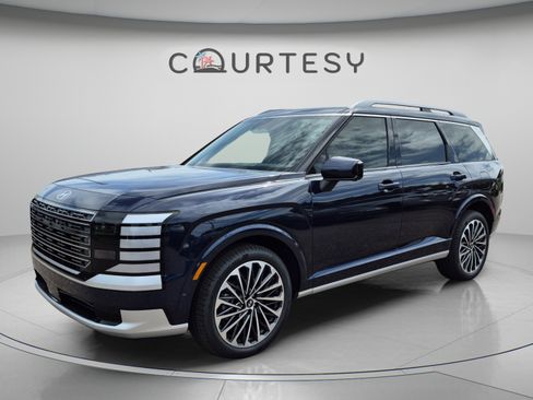 New 2026 Hyundai Palisade Calligraphy FWD image 1