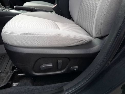 Used 2018 Subaru Forester 2.5i Premium AWD/4WD image 13
