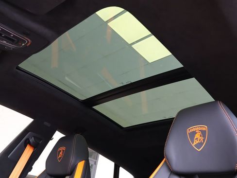 Used 2024 Lamborghini Urus S AWD/4WD image 21