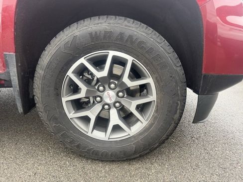 Used 2021 GMC Canyon AT4 w/ Driver Alert Package image 4