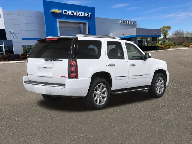 Used 2013 GMC Yukon Denali AWD/4WD image 3