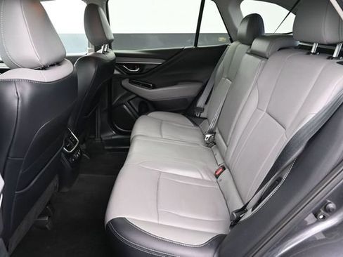 Used 2022 Subaru Outback Limited AWD/4WD image 25