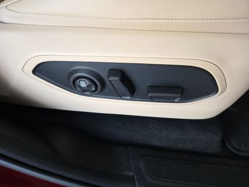 Used 2022 Jeep Grand Cherokee L Limited w/ Luxury Tech Group II image 55