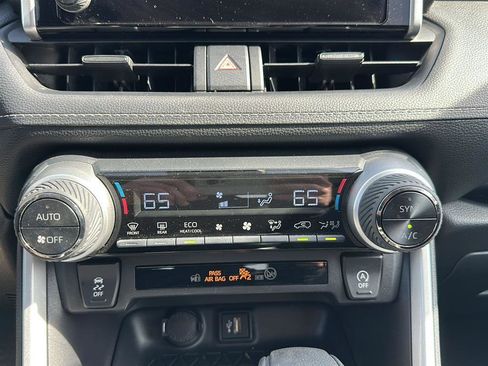 Certified 2025 Toyota RAV4 XLE image 20