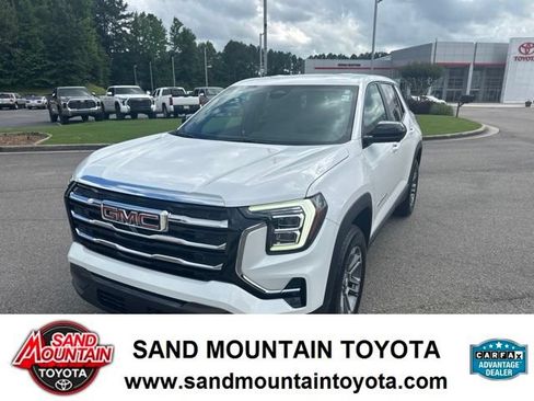 Used 2025 GMC Terrain Elevation w/ Technology Package II AWD/4WD image 7