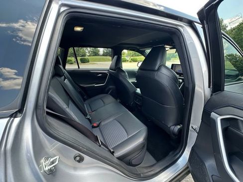 Used 2023 Toyota RAV4 XSE AWD/4WD image 17