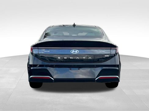 Used 2025 Hyundai Sonata Limited image 7