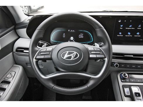 Certified 2025 Hyundai Palisade SEL AWD/4WD image 16