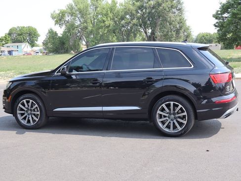 Used 2017 Audi Q7 3.0T Premium Plus w/ Premium Plus Package AWD/4WD image 8