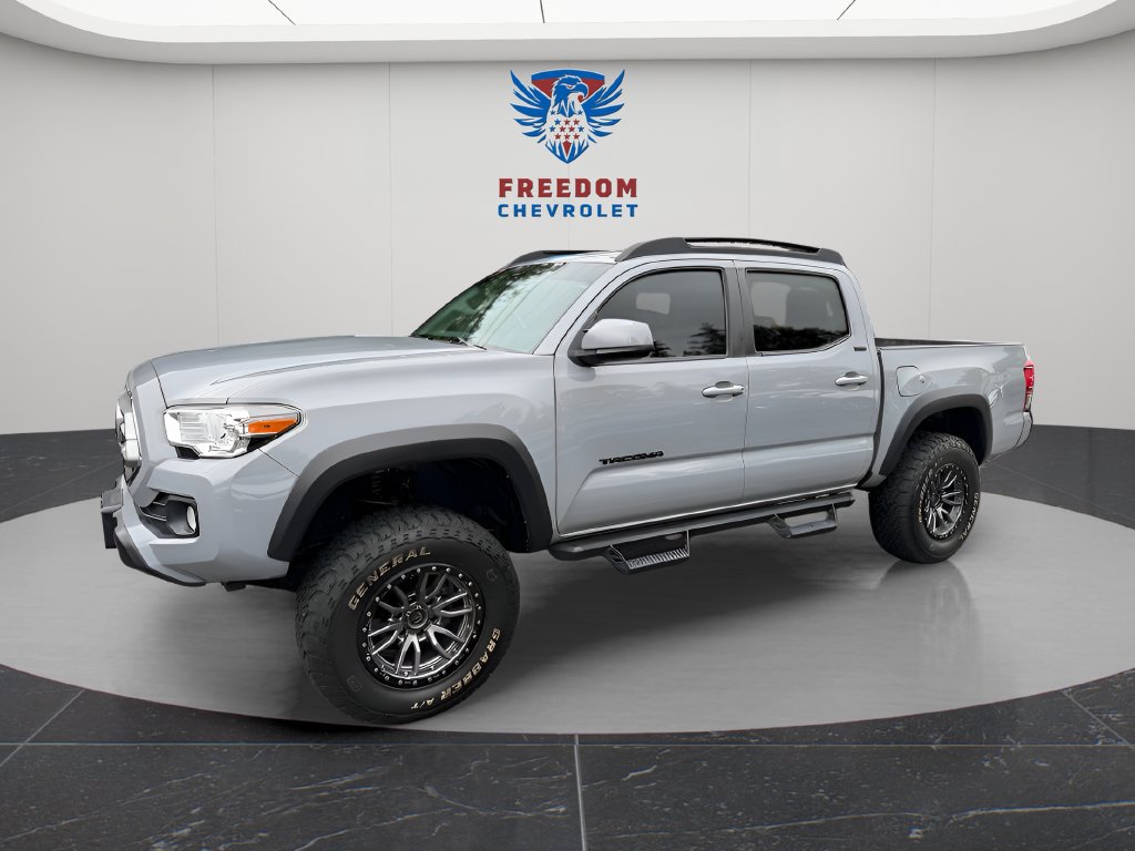Used 2021 Toyota Tacoma SR5 w/ Trail Edition AWD/4WD image 2