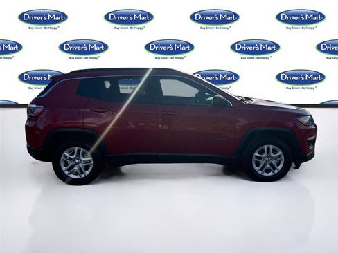 Used 2019 Jeep Compass Sport w/ Tech Group image 9