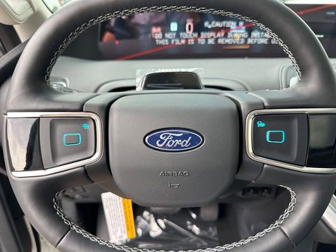 New 2026 Ford Expedition Platinum w/ Platinum Ultimate Package AWD/4WD image 26