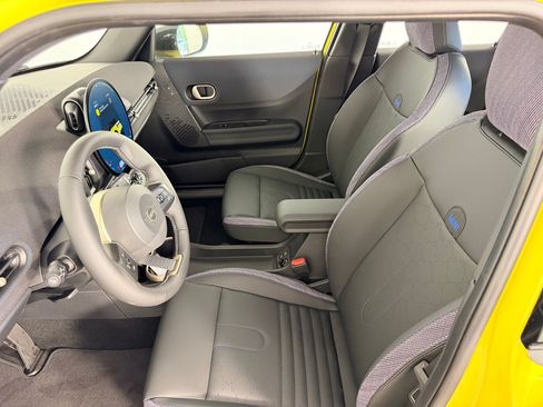 New 2026 MINI Cooper S FWD image 5
