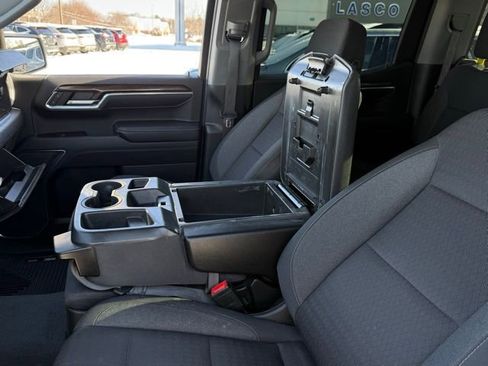 Used 2023 GMC Sierra 1500 SLE w/ X31 Off-Road Package image 25