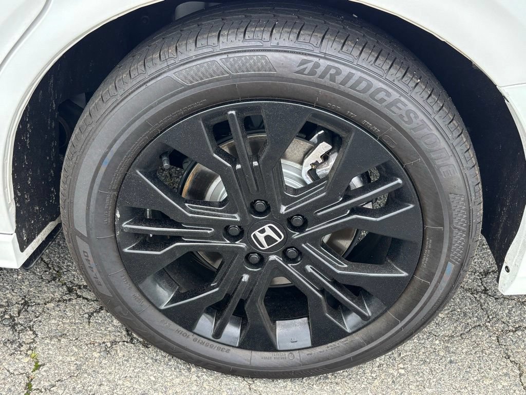 Used 2025 Honda Odyssey Sport-L image 39