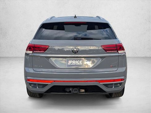 Used 2022 Volkswagen Atlas Cross Sport SEL R-Line AWD/4WD image 6