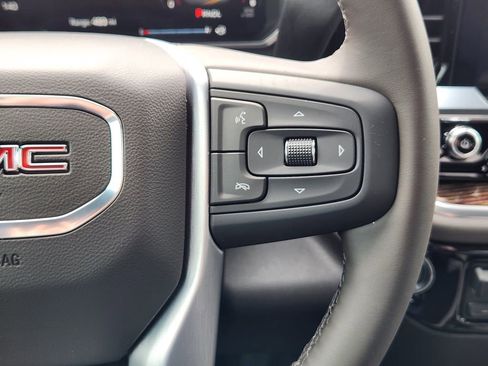 New 2026 GMC Sierra 1500 SLE AWD/4WD image 17