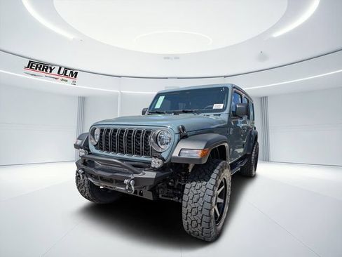 New 2026 Jeep Wrangler Unlimited Sport AWD/4WD image 6
