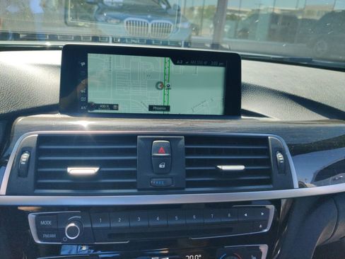 Used 2017 BMW 330i Sedan RWD image 10