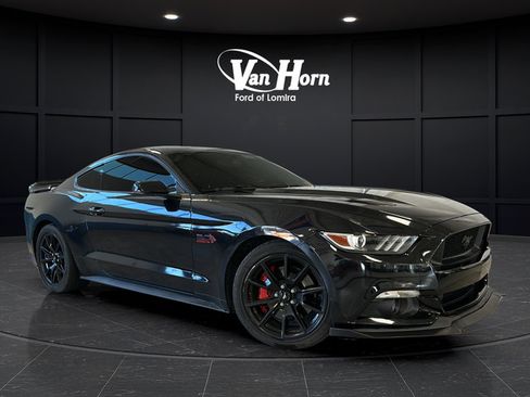 Used 2017 Ford Mustang GT Premium w/ Equipment Group 401A RWD image 1