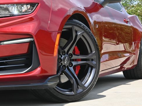 Certified 2022 Chevrolet Camaro SS image 29