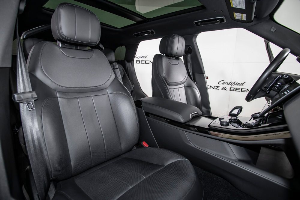 Used 2023 Land Rover Range Rover Sport SE AWD/4WD image 16
