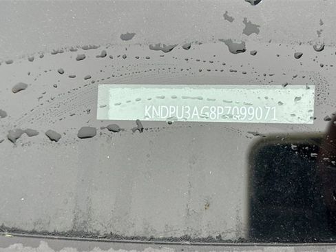 Certified 2023 Kia Sportage LX image 3