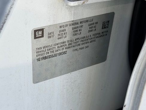 Used 2018 Chevrolet Volt Premier w/ Driver Confidence Package image 34