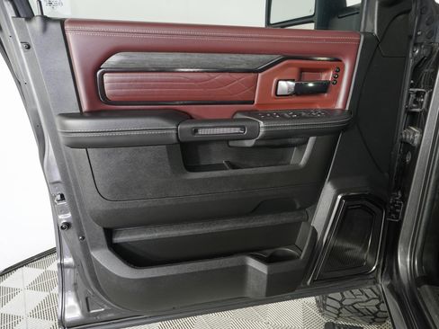 Used 2025 RAM 2500 Limited image 15