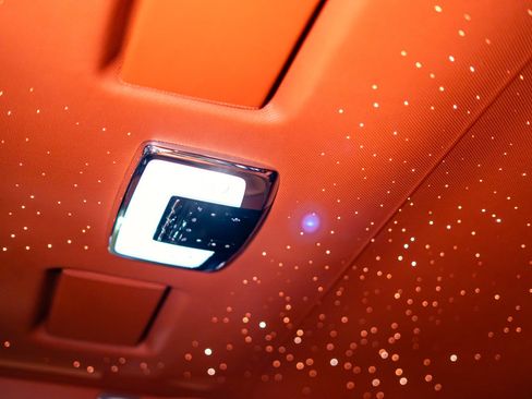 Used 2018 Rolls-Royce Phantom Sedan RWD image 29
