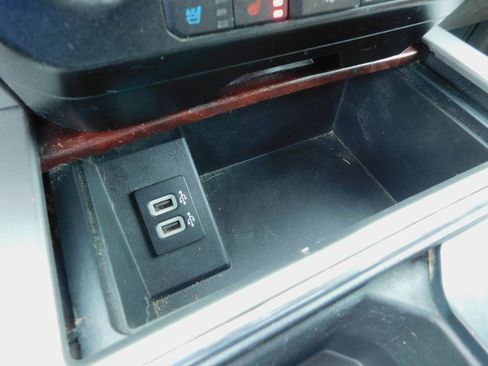 Used 2019 Ford F350 King Ranch image 32