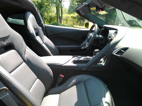 Used 2017 Chevrolet Corvette Z06 RWD image 31