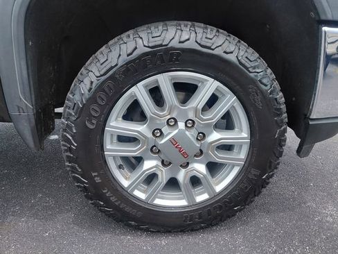 Used 2023 GMC Sierra 2500 SLT w/ SLT Premium Package AWD/4WD image 8