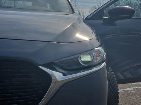 Used 2023 MAZDA MAZDA3 s image 31