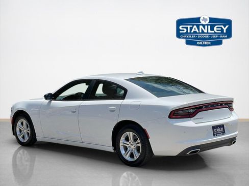 Used 2023 Dodge Charger SXT RWD image 5